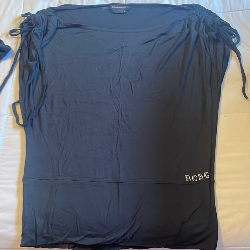BCBG off the shoulder top